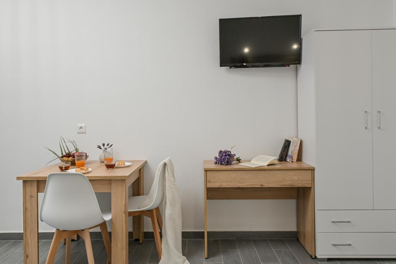 Vive Mare Plaka II Aparthotel Buitenkant foto
