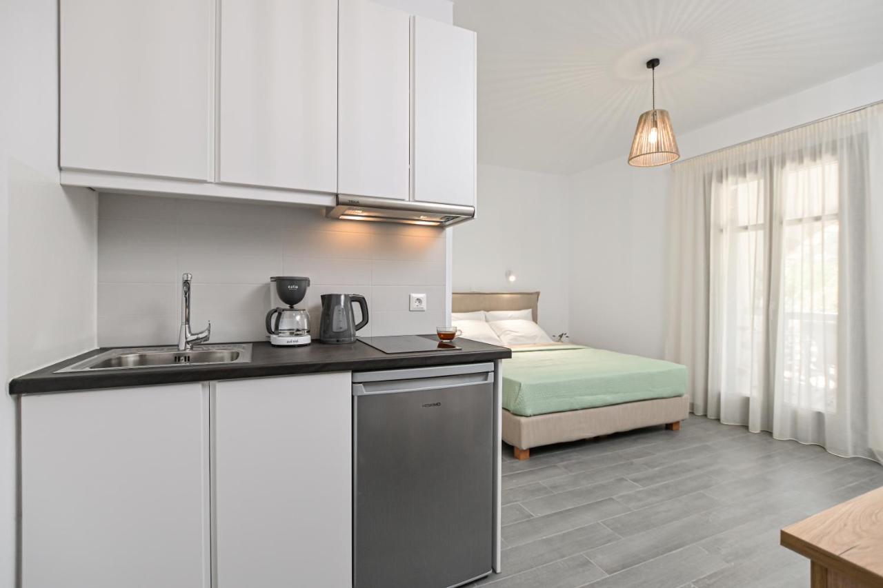 Vive Mare Plaka II Aparthotel Buitenkant foto